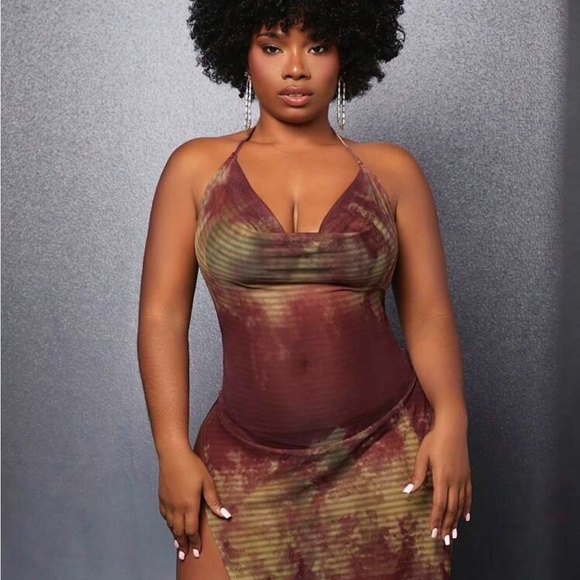 Tie-Dye Halter Maxi Dress - Picture 3 of 3